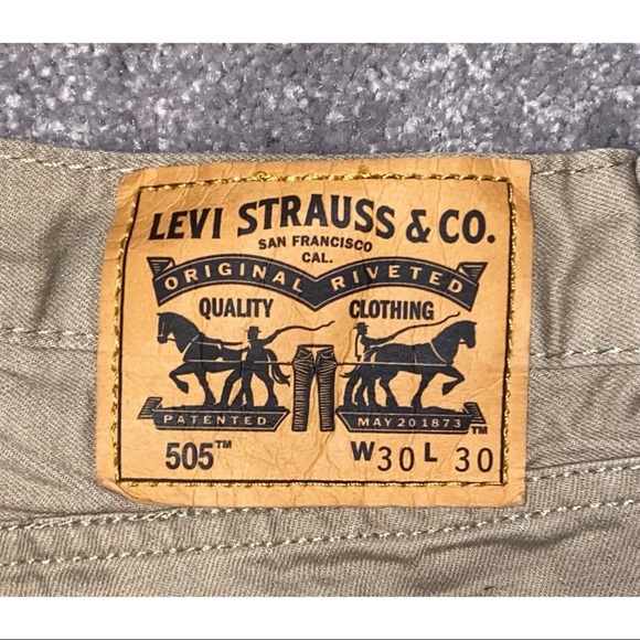 Brand new Levi 505 tan pants 30 x 30 - Picture 3 of 3